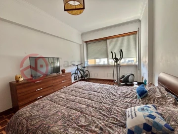Apartamento T4 para Venda em Almada, Cova da Piedade, Pragal e Cacilhas