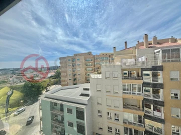 Apartamento T4 para Venda em Almada, Cova da Piedade, Pragal e Cacilhas