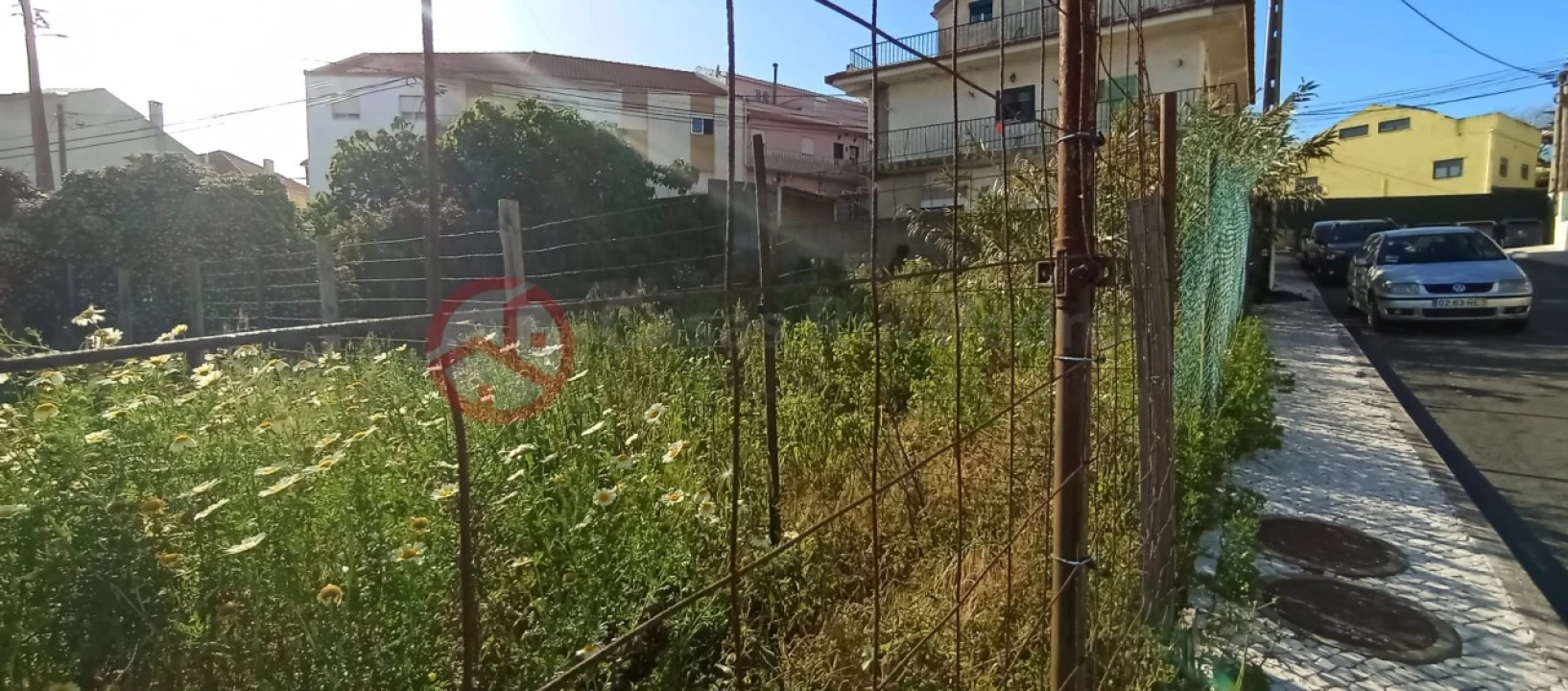 Terreno para Venda em Pontinha e Famões Foto 3