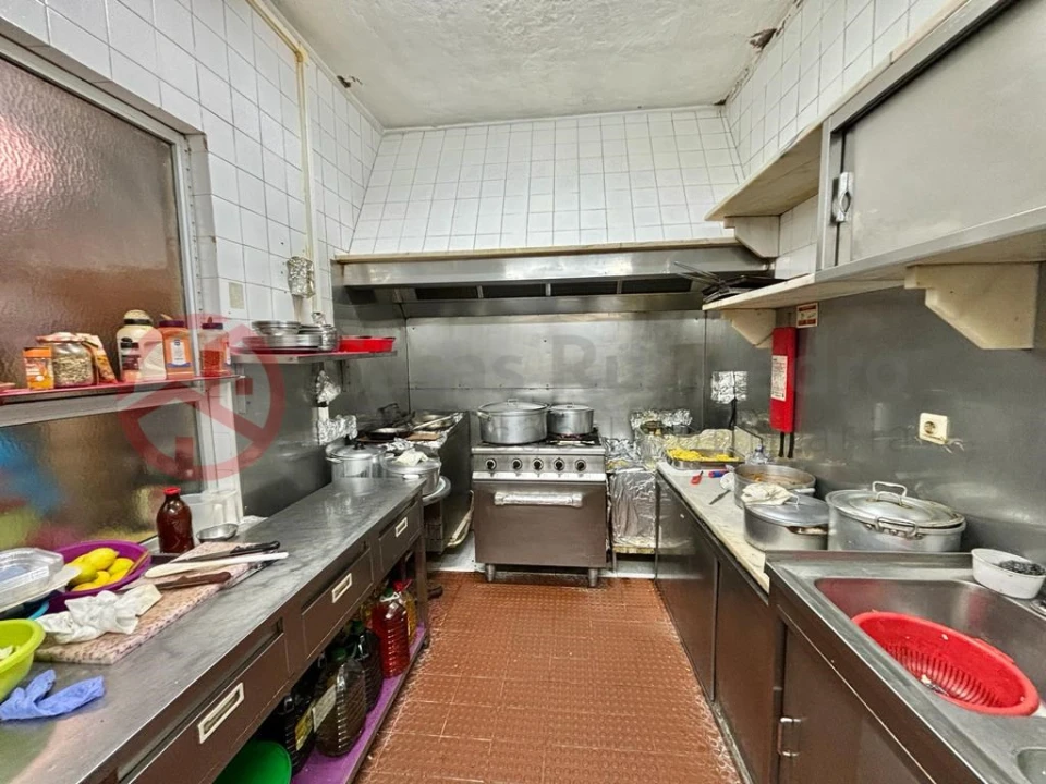 Negócio para Venda em Almada, Cova da Piedade, Pragal e Cacilhas Foto 9