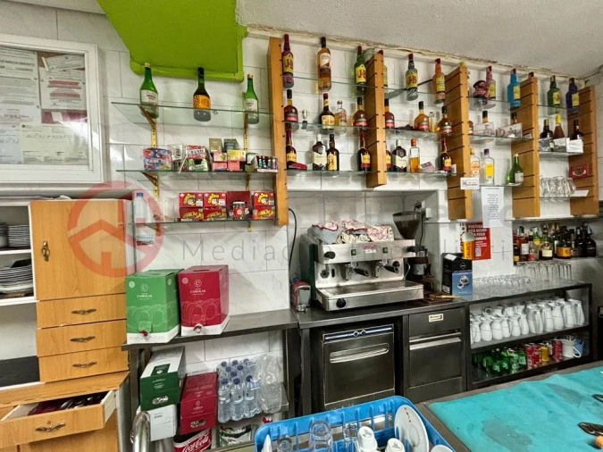 Negócio para Venda em Almada, Cova da Piedade, Pragal e Cacilhas Foto 4