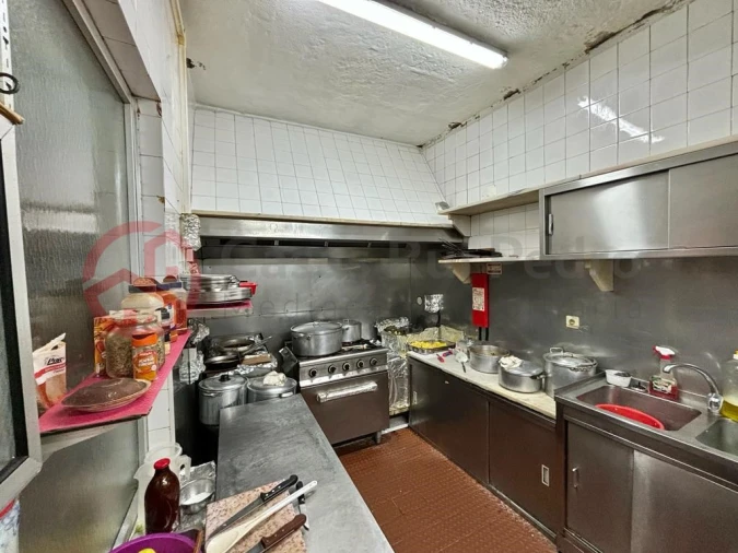 Negócio para Venda em Almada, Cova da Piedade, Pragal e Cacilhas Foto 6