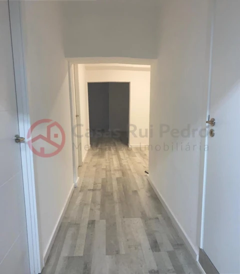 Apartamento T2 para Venda em Setubal (São Sebastião)