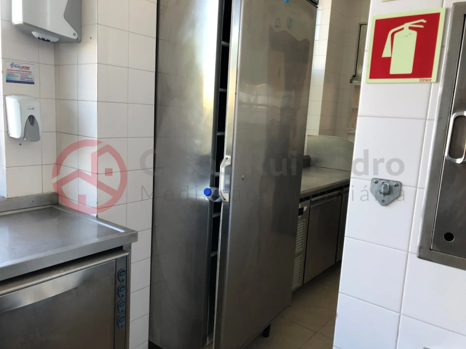 Negócio para Venda em Caparica e Trafaria Foto 9