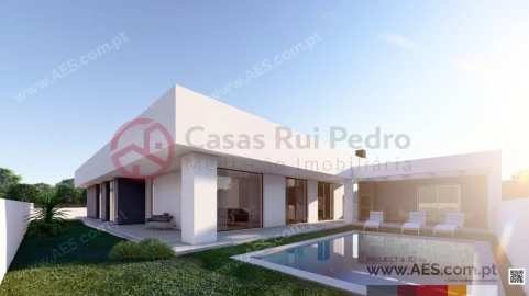 Moradia T4 para Venda em Fernao Ferro