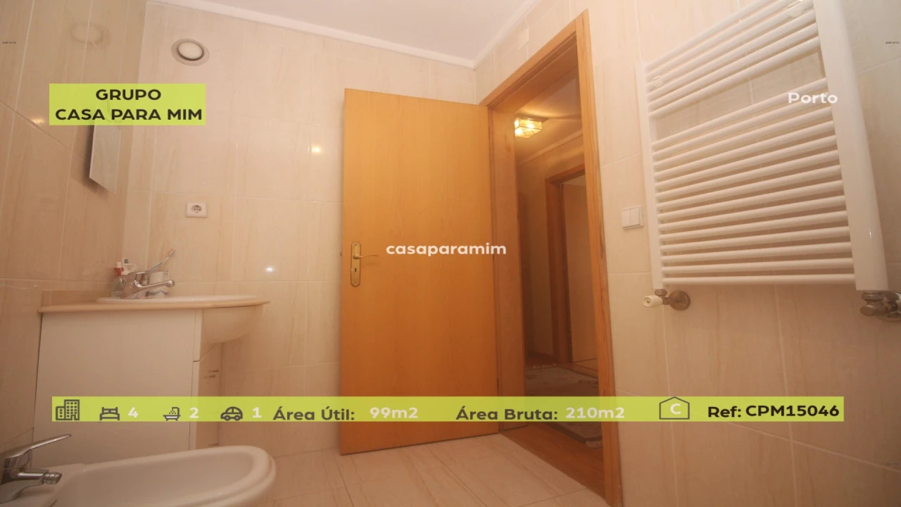 Apartamento T5 para Venda em Campanhã Foto 19