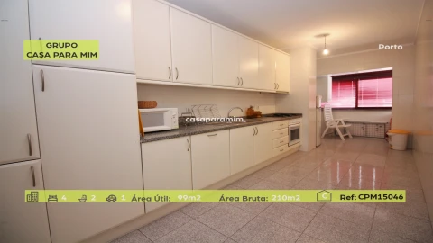 Apartamento T5 para Venda em Campanhã