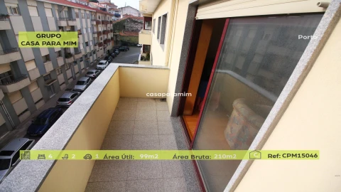 Apartamento T5 para Venda em Campanhã