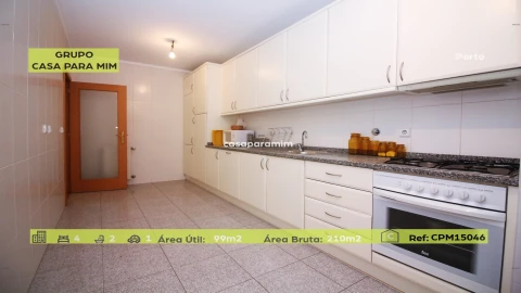 Apartamento T5 para Venda em Campanhã