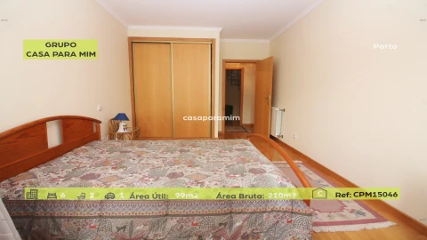 Apartamento T5 para Venda em Campanhã