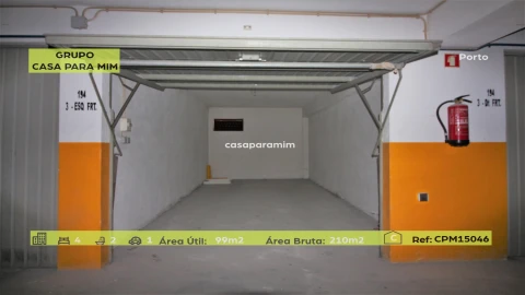 Apartamento T5 para Venda em Campanhã