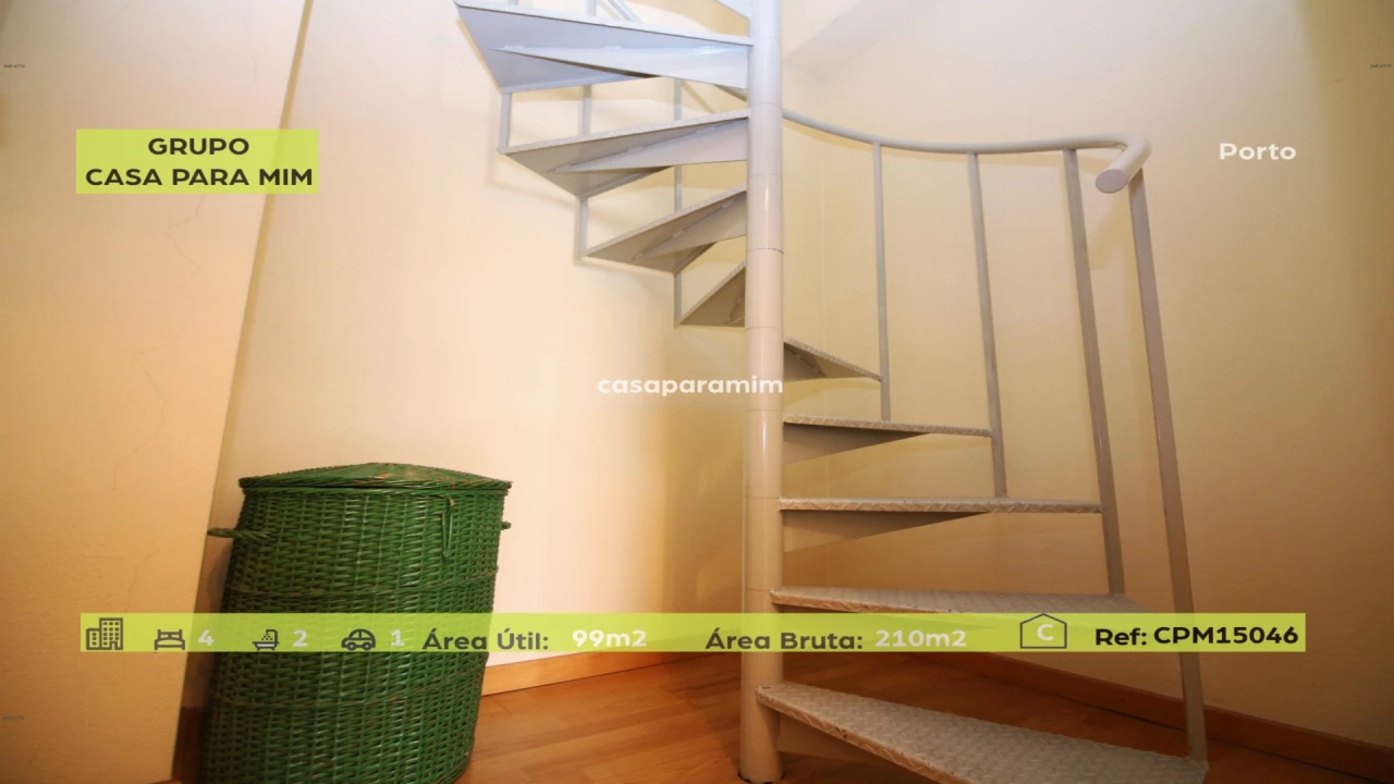 Apartamento T5 para Venda em Campanhã Foto 29