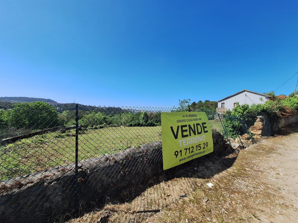 Terreno para Venda em Avintes Foto 3