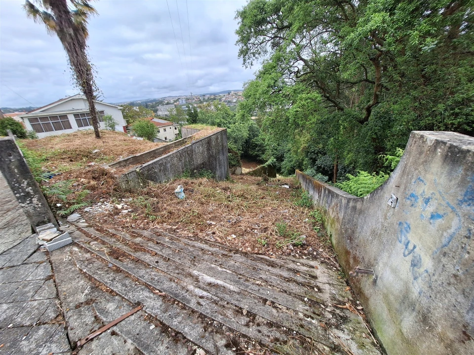 Terreno para Venda em Oliveira do Douro Foto 26