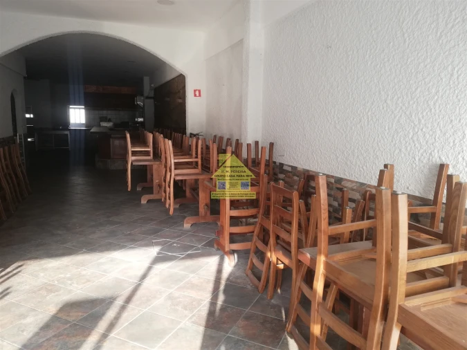 Negócio para Arrendamento em Cidade da Maia Foto 3