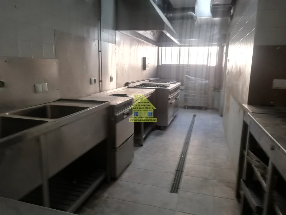 Negócio para Arrendamento em Cidade da Maia Foto 31