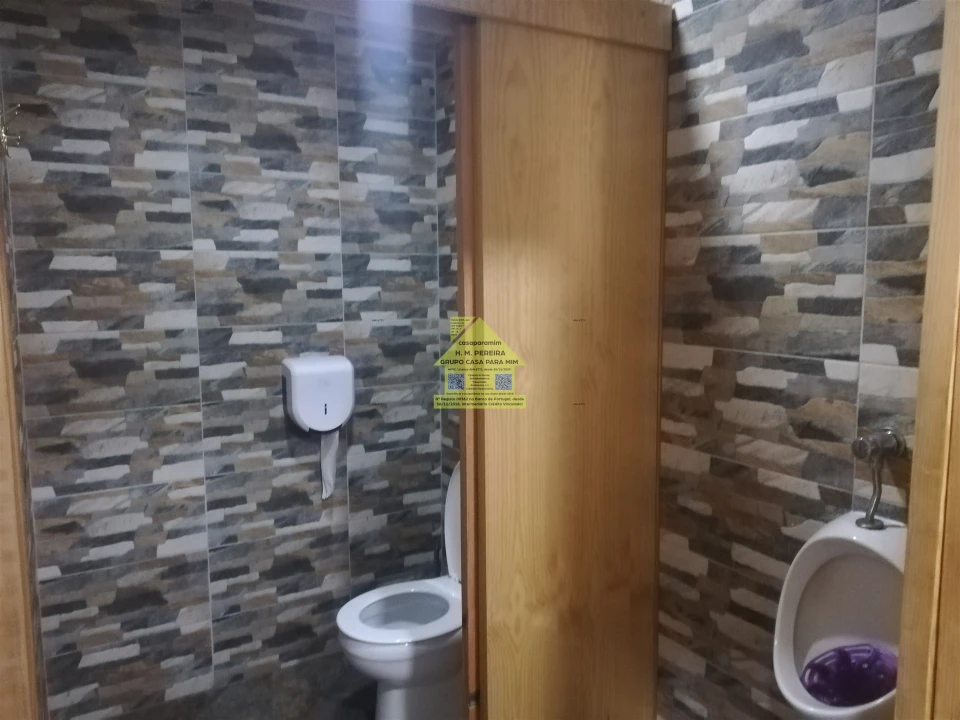 Negócio para Arrendamento em Cidade da Maia Foto 17