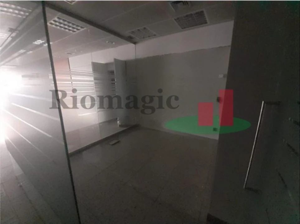 Loja para Venda em Avenidas Novas Foto 9