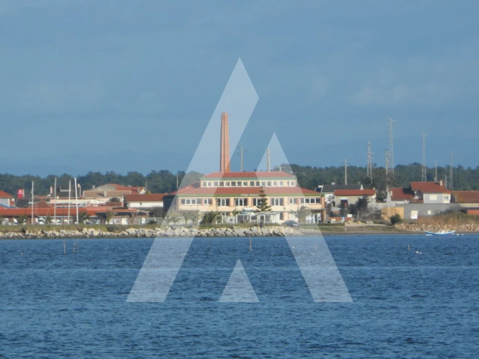 Prédio para Venda em Gafanha da Encarnação Foto 2