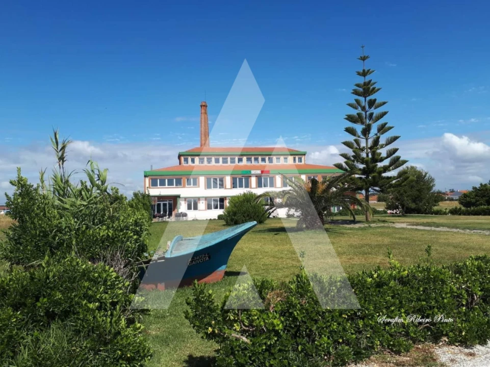 Prédio para Venda em Gafanha da Encarnação Foto 4