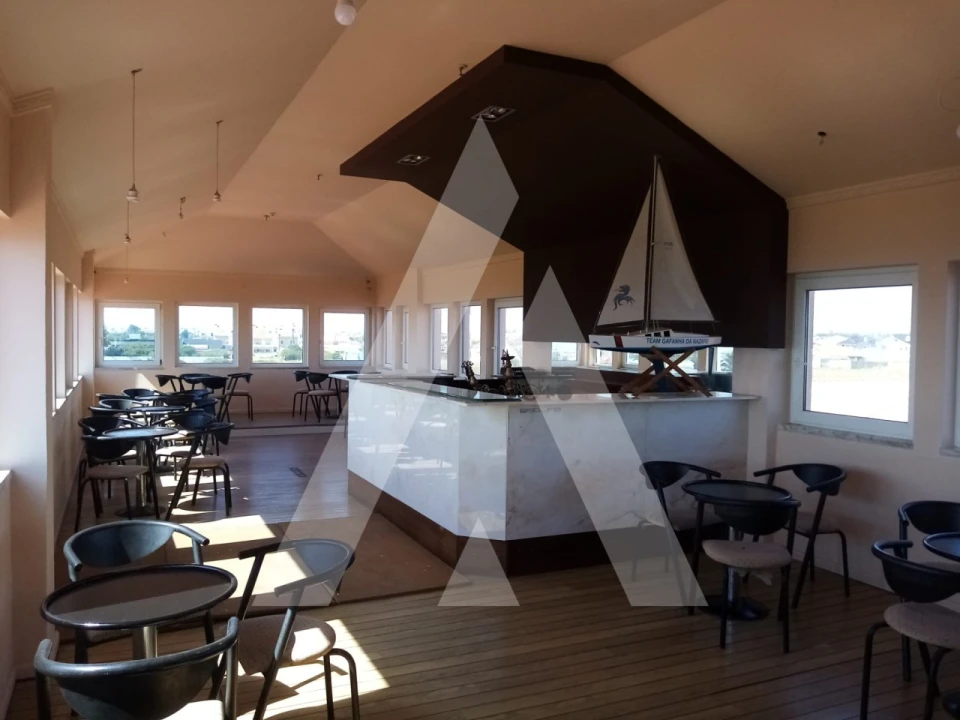 Prédio para Venda em Gafanha da Encarnação Foto 35