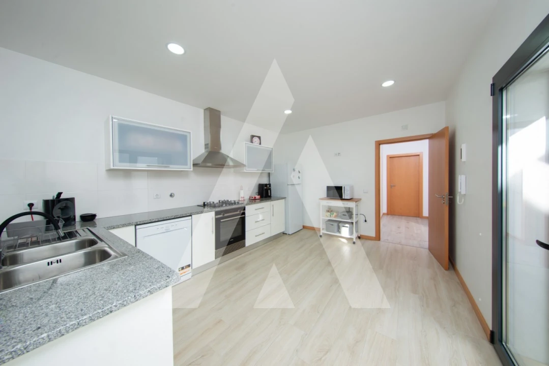 Moradia T3 para Venda em Pampilhosa Foto 3