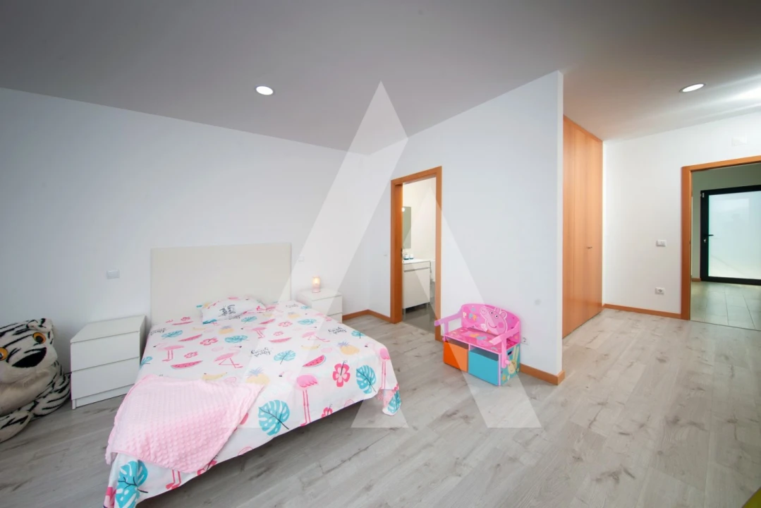 Moradia T3 para Venda em Pampilhosa Foto 22