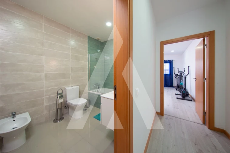 Moradia T3 para Venda em Pampilhosa Foto 6