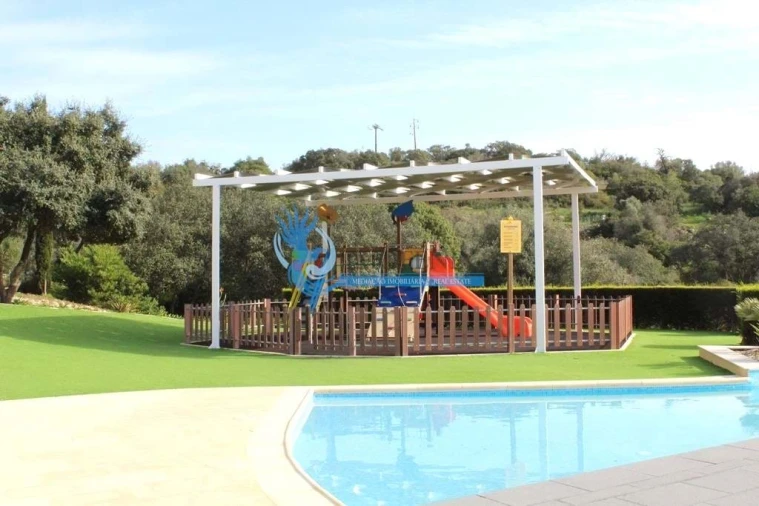 Moradia T3 para Arrendamento em Mexilhoeira Grande Foto 4