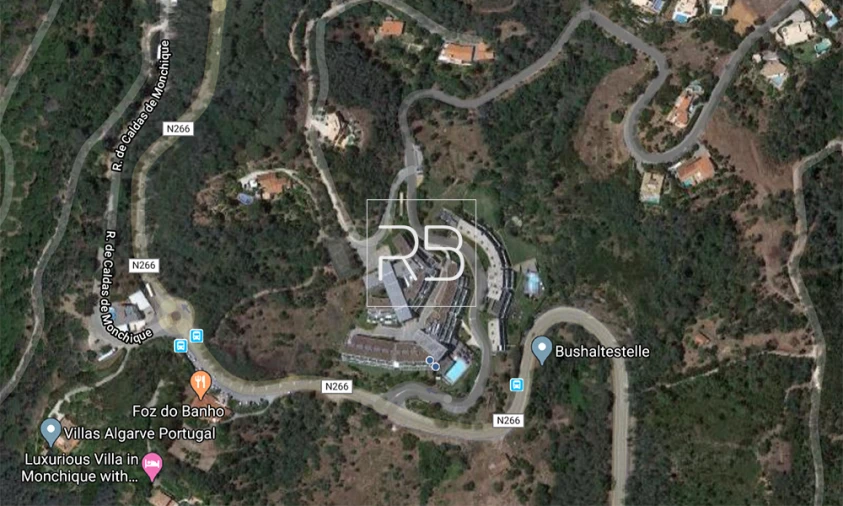 Terreno para Venda em Monchique Foto 2