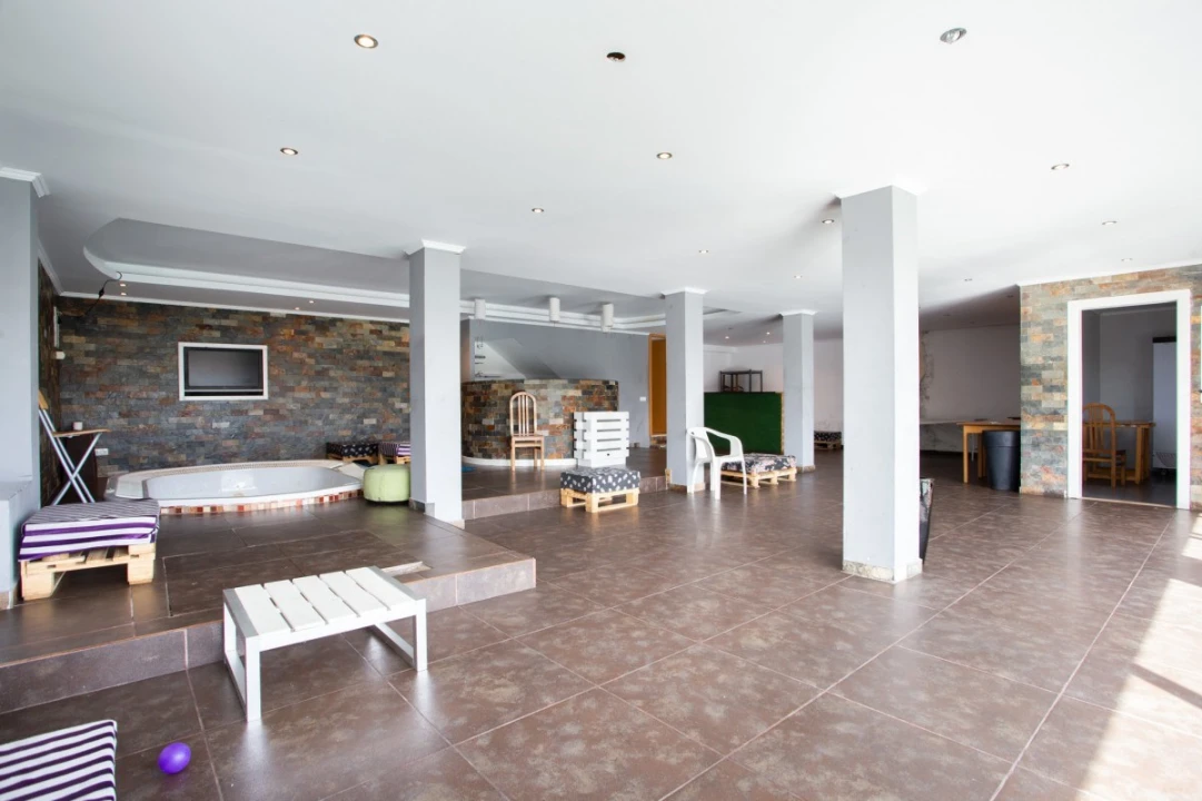 Moradia T7 para Venda em Ramada e Caneças Foto 43