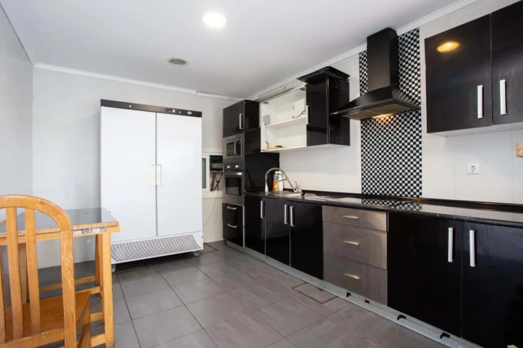 Moradia T7 para Venda em Ramada e Caneças Foto 44