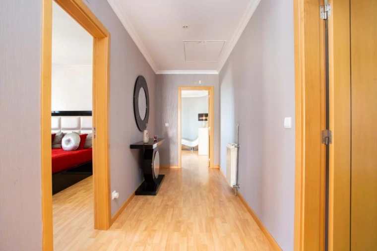 Moradia T7 para Venda em Ramada e Caneças Foto 30