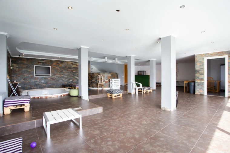 Moradia T7 para Venda em Ramada e Caneças Foto 43