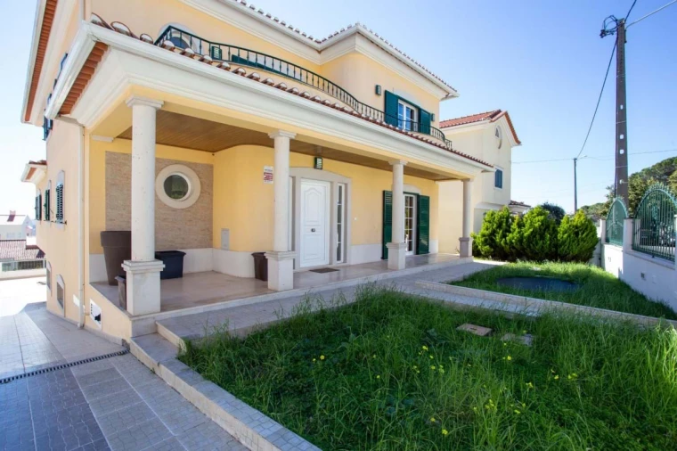 Moradia T7 para Venda em Ramada e Caneças Foto 37