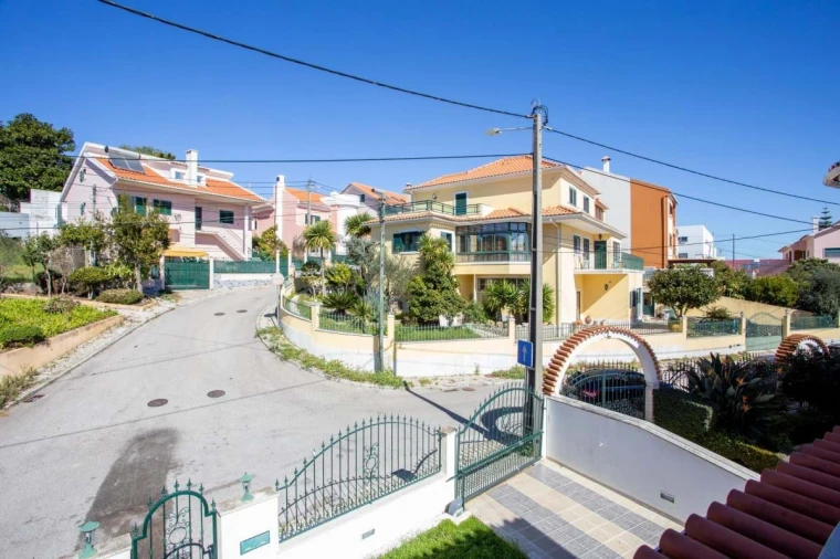 Moradia T7 para Venda em Ramada e Caneças Foto 21