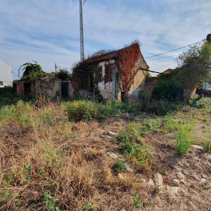 Moradia T0 para Venda em São Miguel do Souto e Mosteirô Foto 10