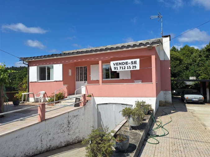 Moradia T4 para Venda em Bordonhos Foto 1