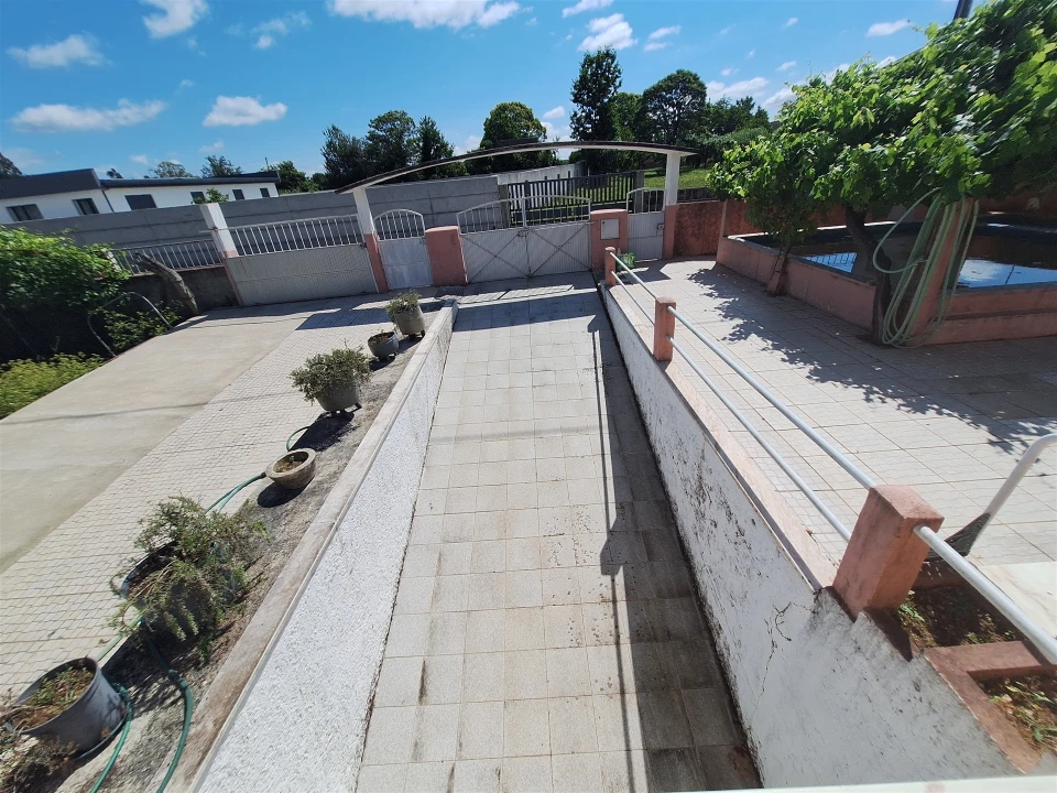 Moradia T4 para Venda em Bordonhos Foto 80