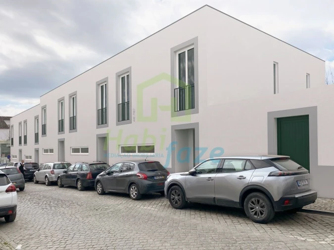 Moradia T3 para Venda em Évora (São Mamede, Sé, São Pedro e Santo Antão) Foto 6