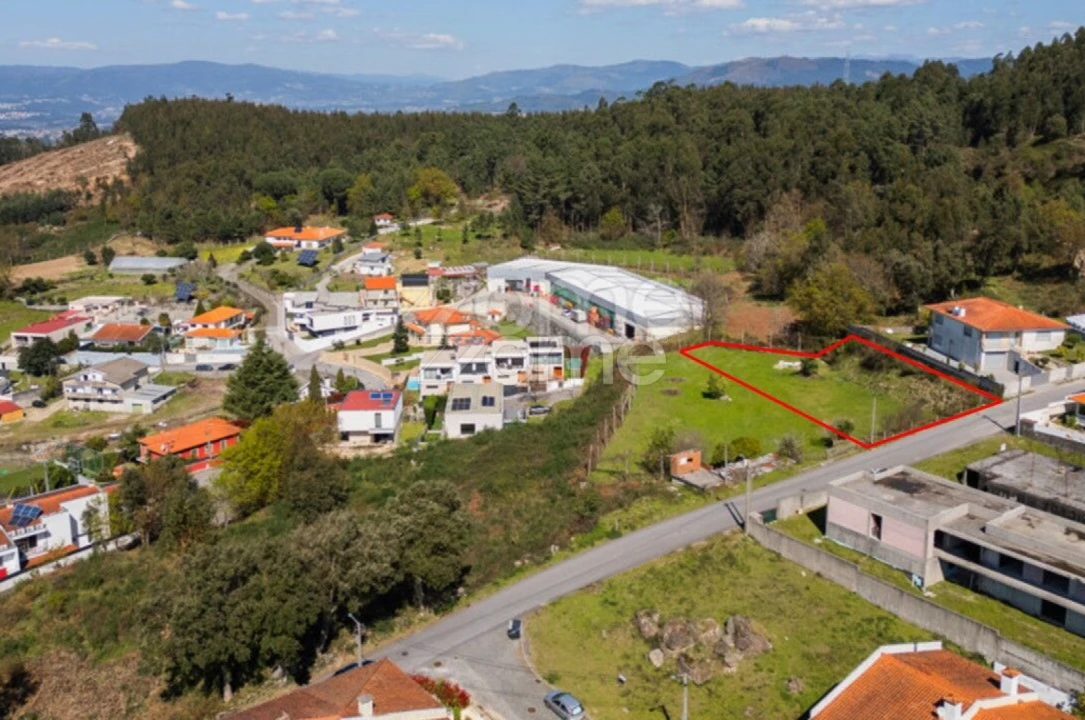 Terreno para Venda em Este (São Pedro e São Mamede) Foto 1