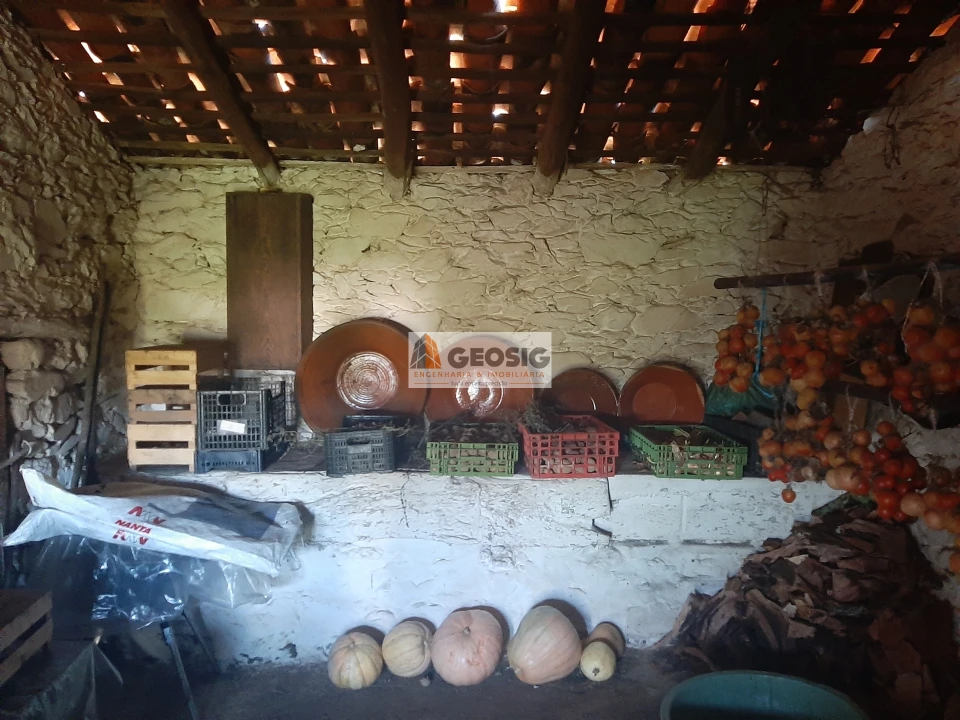 Quinta T6 para Venda em São Barnabe Foto 20