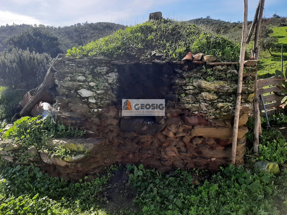 Quinta T6 para Venda em São Barnabe Foto 17