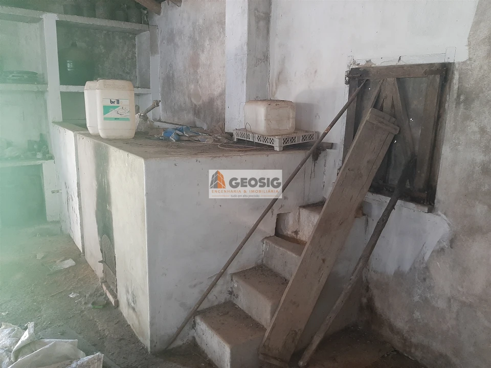 Quinta T6 para Venda em São Barnabe Foto 29