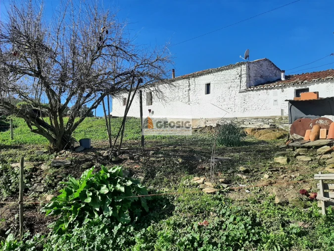 Quinta T6 para Venda em São Barnabe Foto 4