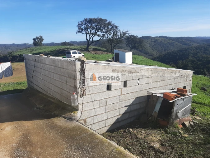 Quinta T6 para Venda em São Barnabe Foto 13