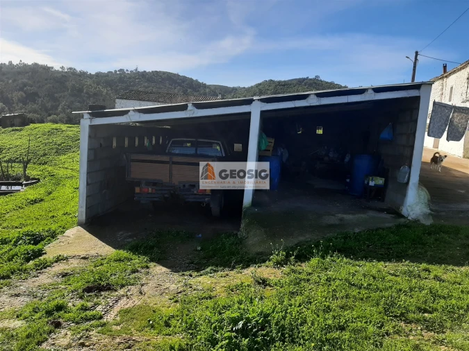 Quinta T6 para Venda em São Barnabe Foto 14