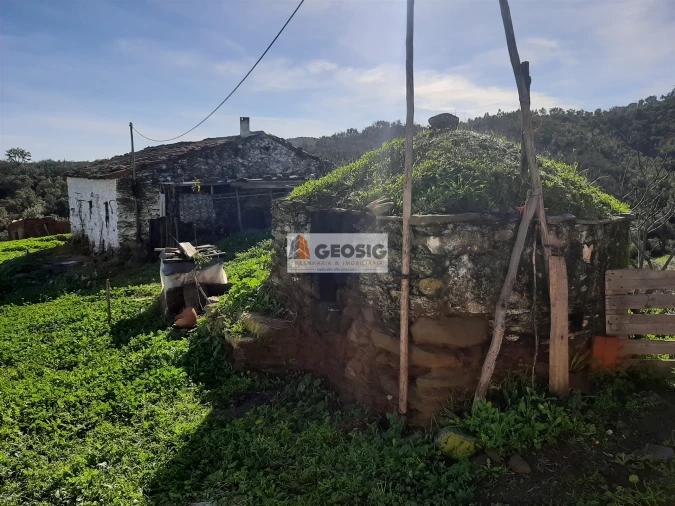 Quinta T6 para Venda em São Barnabe Foto 18