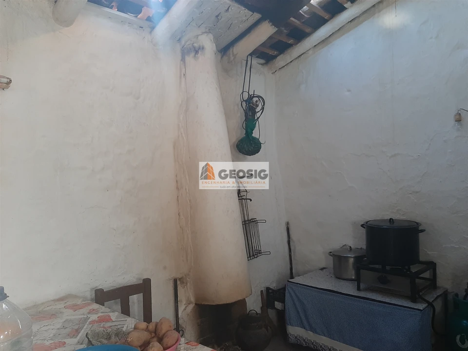 Quinta T6 para Venda em São Barnabe Foto 9