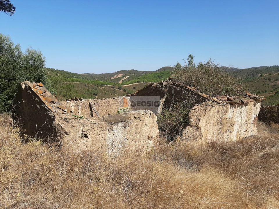 Quinta T1 para Venda em São Marcos da Serra Foto 4